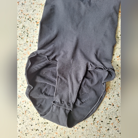 Skims Seamless Sculpt Brief Bodysuit‎ - Picture 5 of 9
